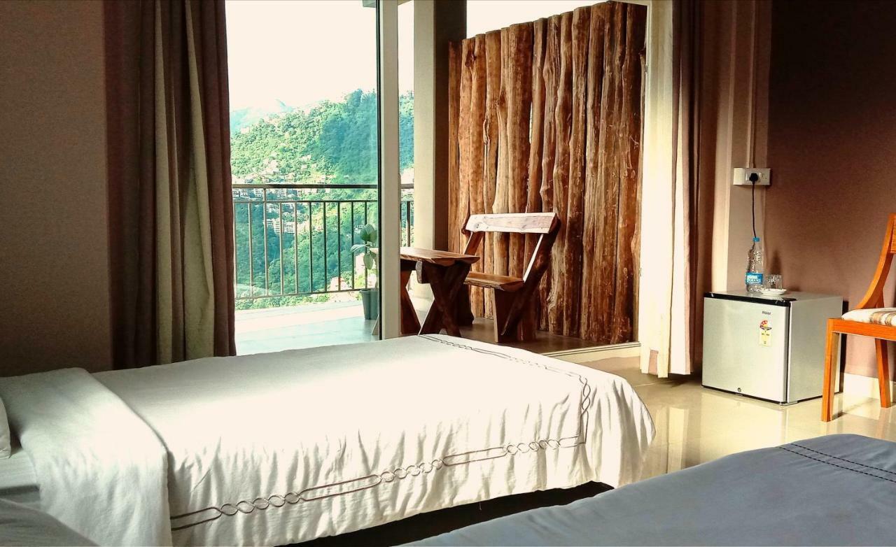 Standard Room Āīzawl Екстериор снимка