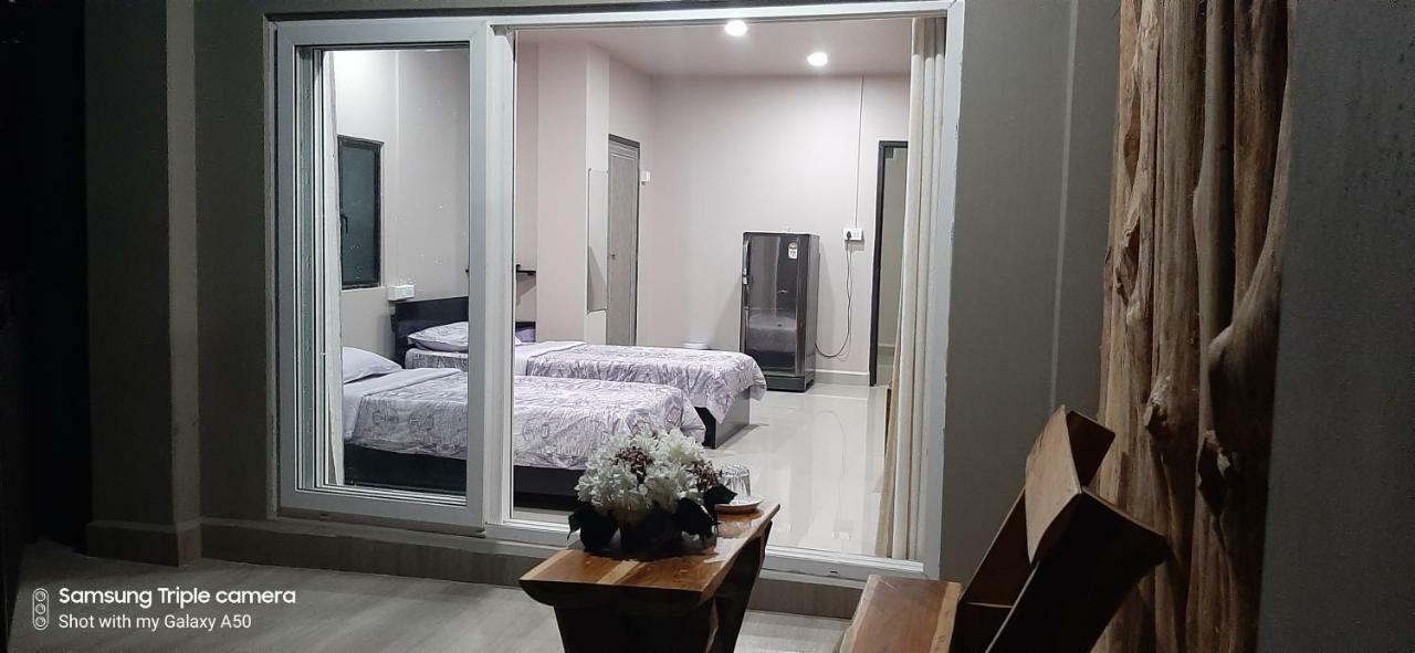 Standard Room Āīzawl Екстериор снимка